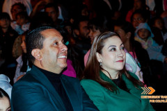 Encendido-del-arbol-en-nuestra-plaza-principal_13