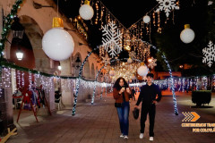 Encendido-del-arbol-en-nuestra-plaza-principal_25