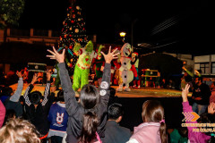 Encendido-del-arbol-en-nuestra-plaza-principal_37