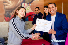 Entrega_de_reconocimientos_01
