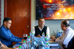 comiteeleccionreina_08